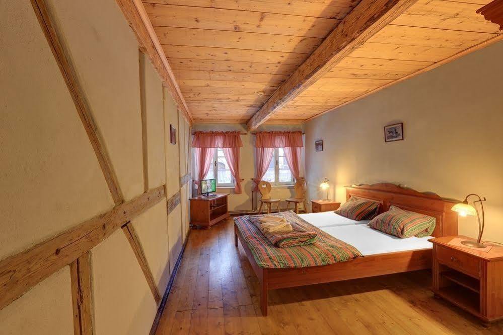 Hotel Hradni Basta à Bečov nad Teplou Extérieur photo